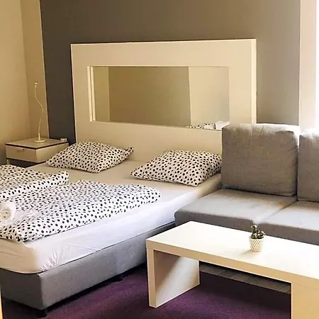 Executive And Play 3* Tırnova