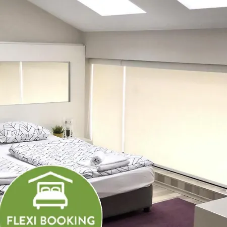 Executive And Play 3*