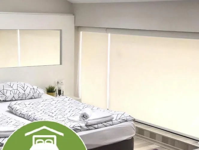 Executive And Play 3*