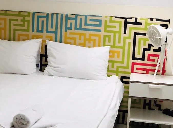 Hotel Executive And Play 3*